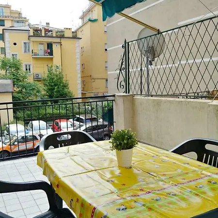 Rapallina דירה *